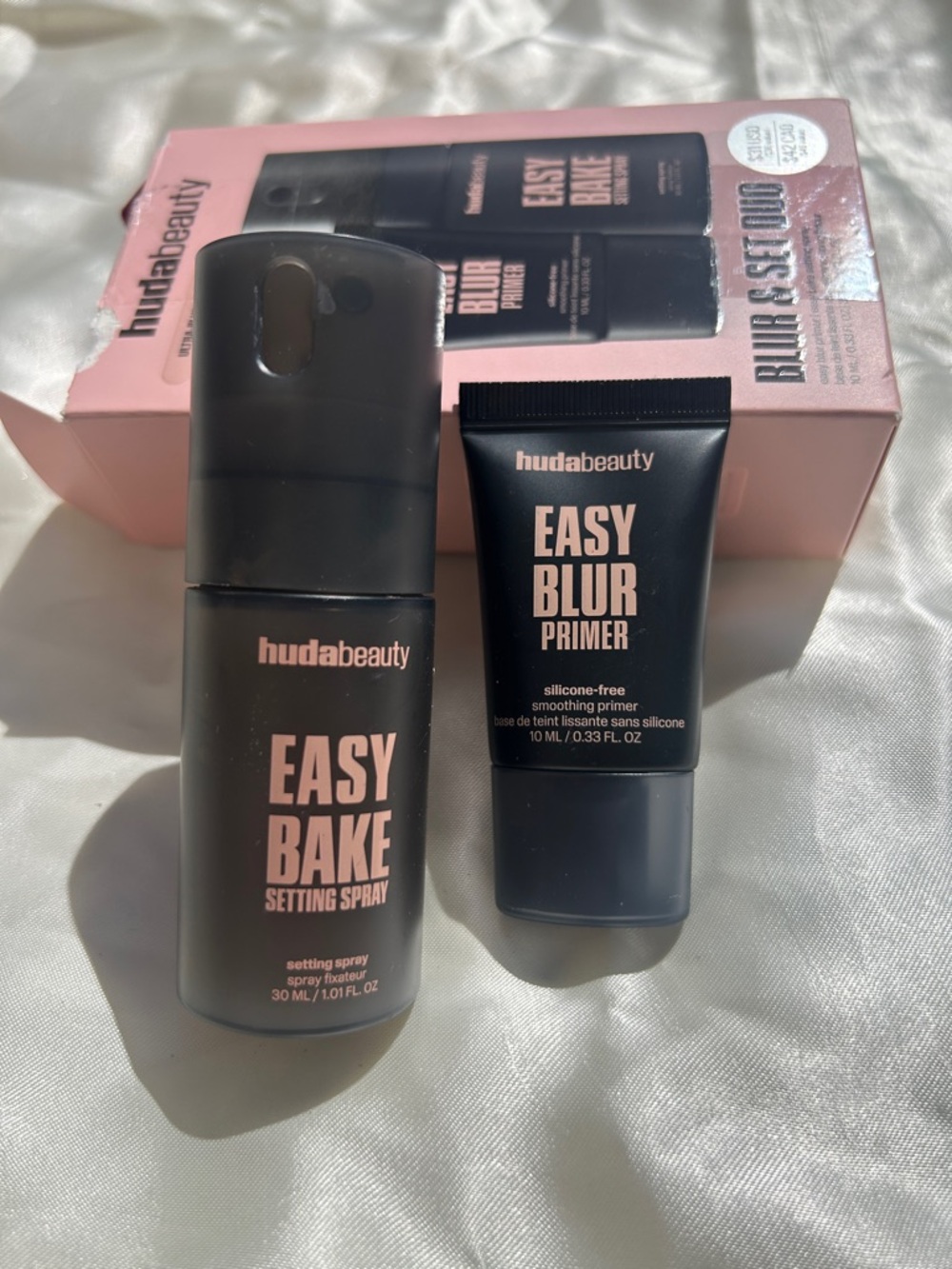 Huda Beauty Easy Bake & Easy Blur Set Duo